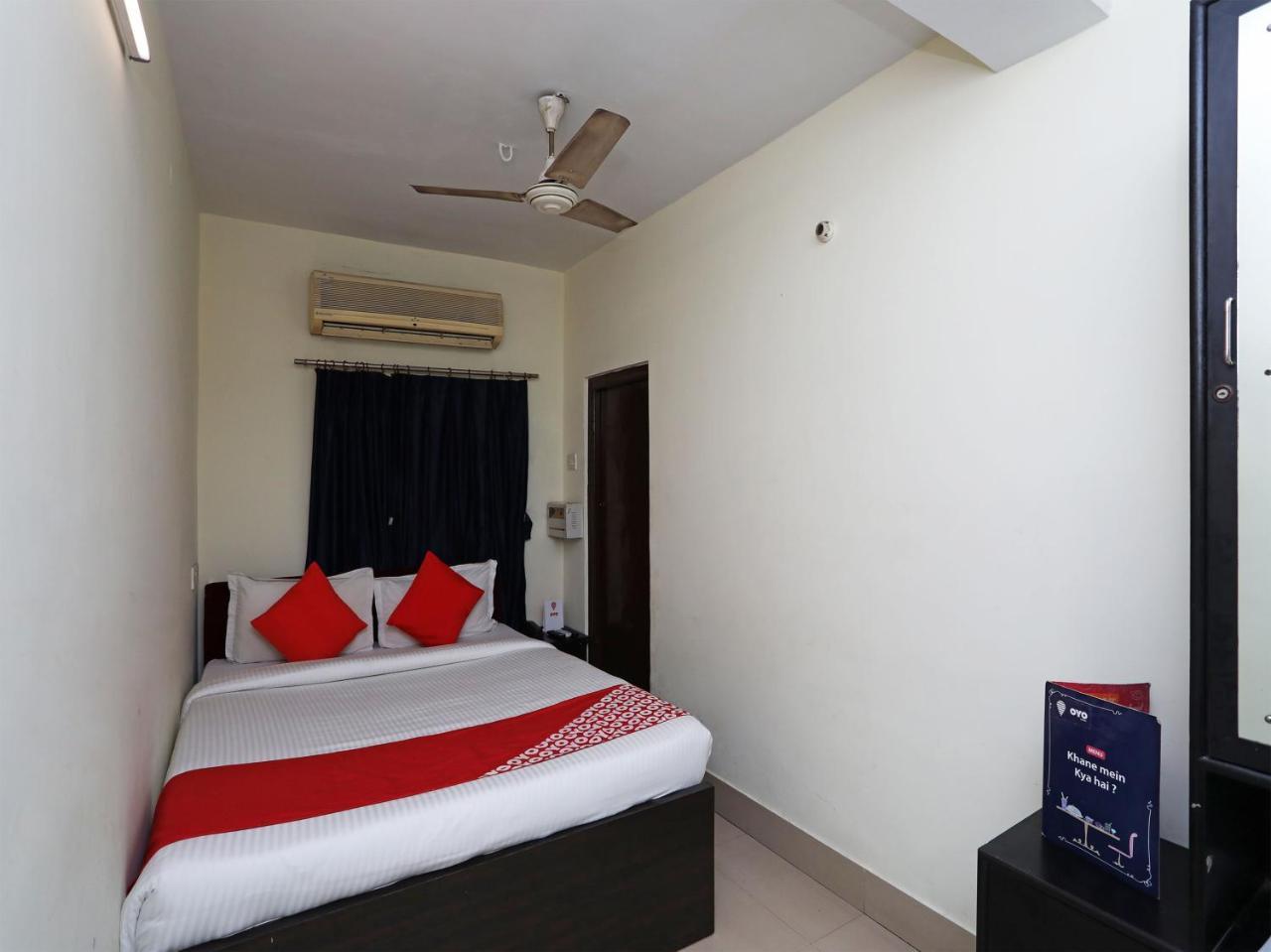 Oyo 13906 Vinita Inn Santragachi Dış mekan fotoğraf