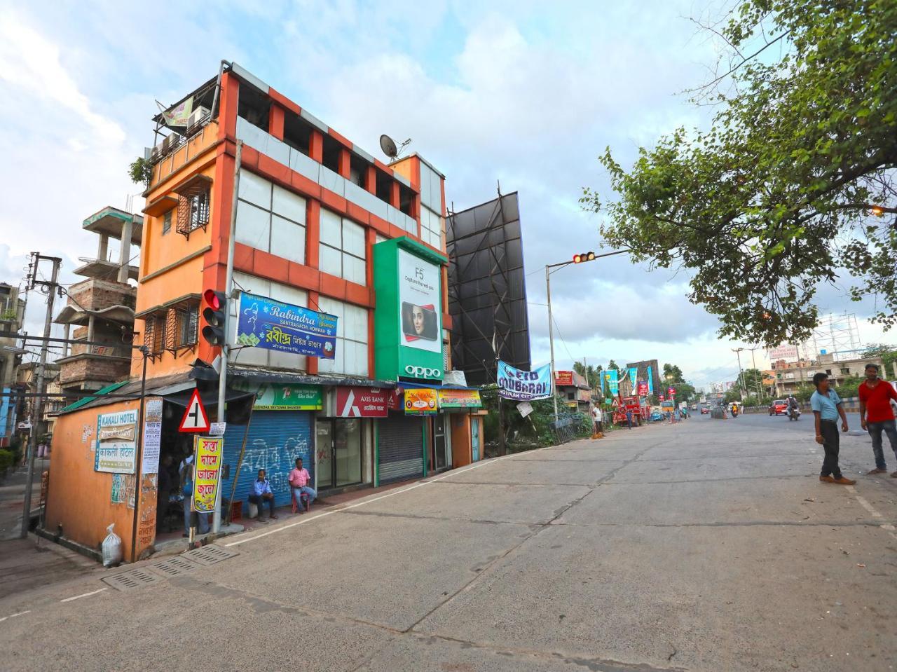 Oyo 13906 Vinita Inn Santragachi Dış mekan fotoğraf